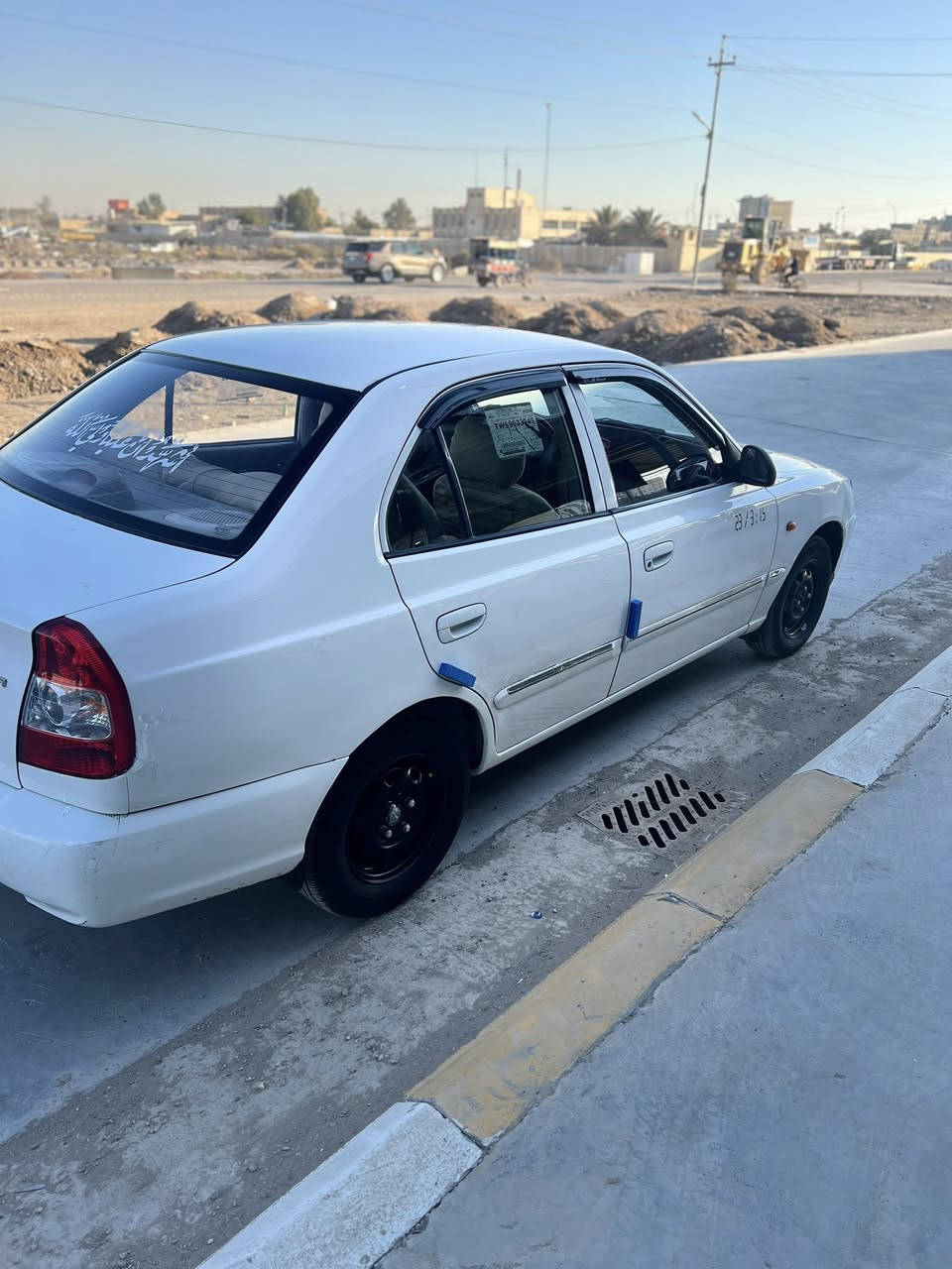 السلام عليكم البيع فيرنا 2012 سياره كلش حلوه ونظيفه سياره رقم واسط جديد تحويل ثاني يوم سياره حلى من بلصور الاتصال والستفسار ***********
