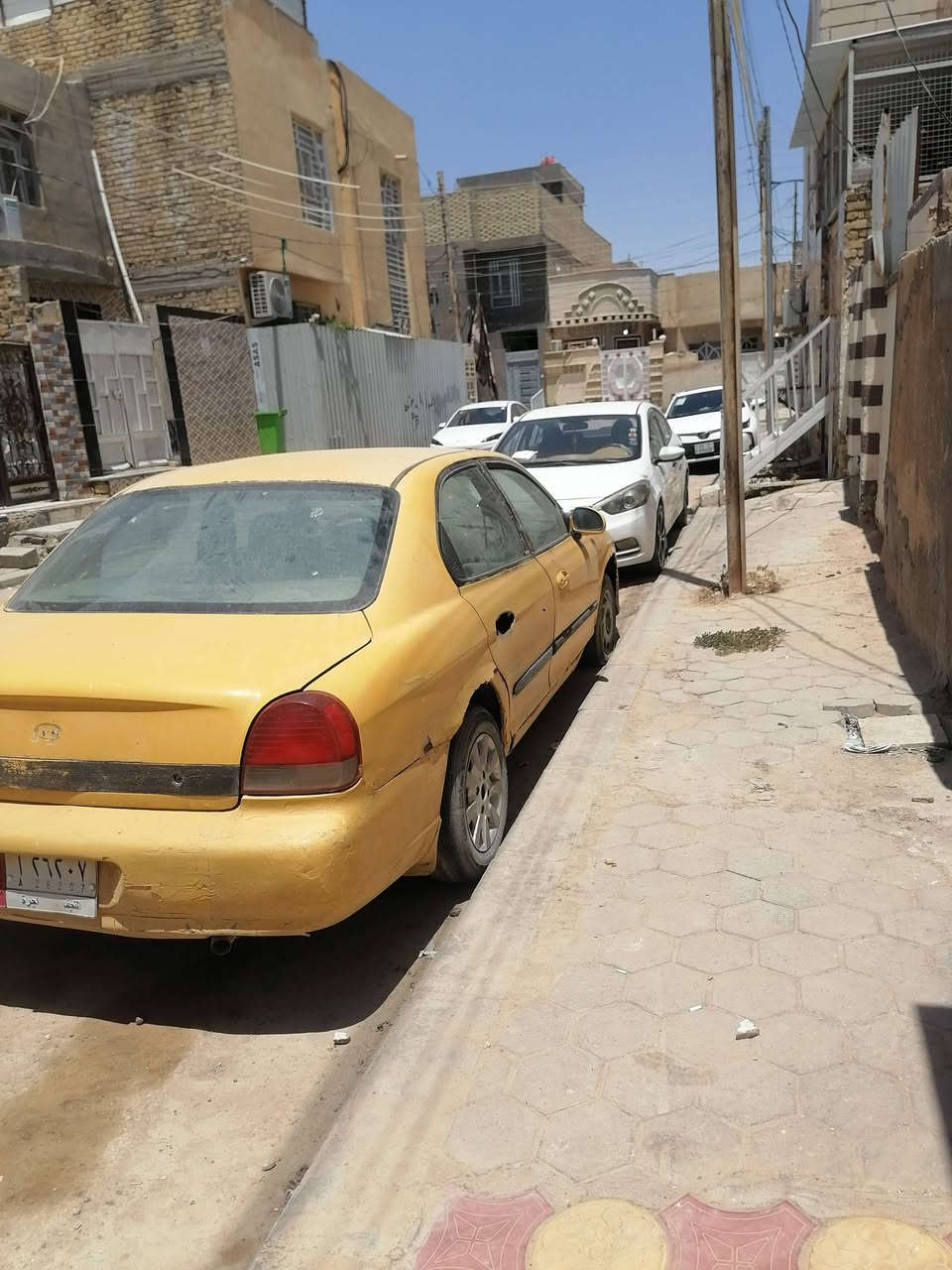 سلام عليكم  عندي سياره وفود موديل 2000 السياره متروكه رقمها نجف راعيها موجود رايدينها قفل بعشر ورقات موبايل ***********
