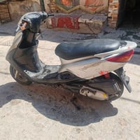 بريز للبيع  دراجه تشتغل سلف وهندر  سعر ٣٢٥  ابيع كم حديد  ٠٧٧٢٧٢٣٦٦٨٠ ...
