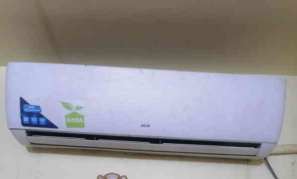 السلام عليكم سبلت للبيع طن ونص النوعيه اواكس تبريد تدفه 250قفل قفل الشراي يتصل ***********
