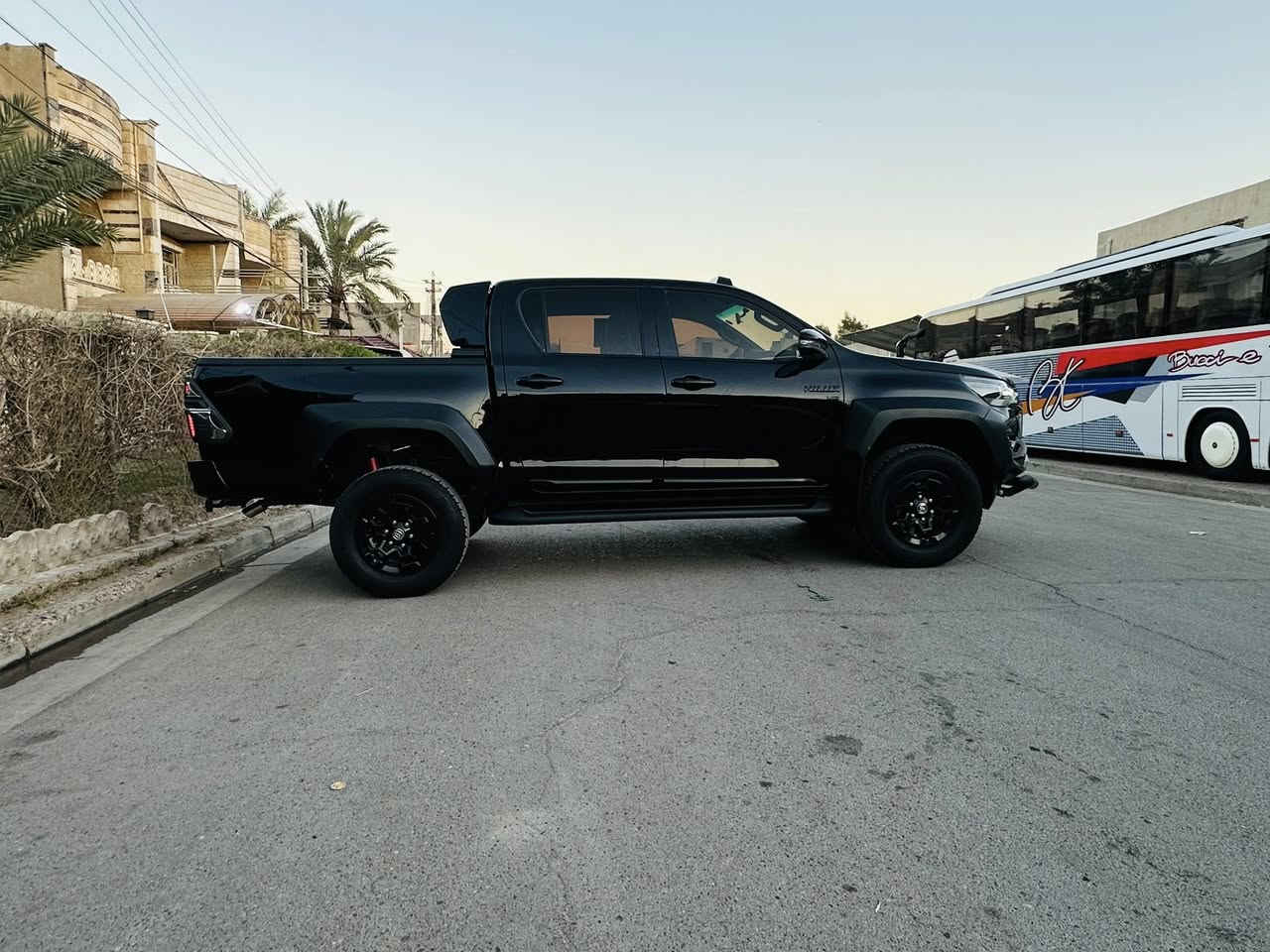 يالله 
السلام عليكم

 

تويوتا فورويل جي ار GR  شركت ساز ام ضمان ام منفاخ 

رقم اربيل  تحويل وكاله شوكت ما يعجبك 

سياره  مكفوله كفاله عامه 

موديل:-2024

 سته سلندر 

   

ماشيه 37

لايت زينون 

كشاف امامي 

شاشه مركزيه 

كاميره 360 درجه 

ويل مقاس 18

مثبت سرعة

شفتات قياده بلستيرن

تشغيل بصمه

دخول ذكي

اناره ترحيب بلمرايه

حساسات خلفيه 

مكيف خلفي

وباقي مواصفات GR  معروفه

سعر 450 

 

مكان سياره بغداد بحي اور  فلكت 83 

انتصل ***********
