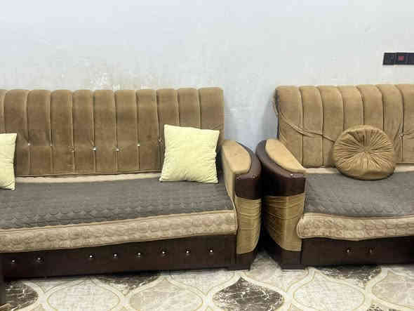 تخم للبيع 5 قطع نضافه شوفت عينك السعر 250 وبي مجال
*********** متواجد واتساب
