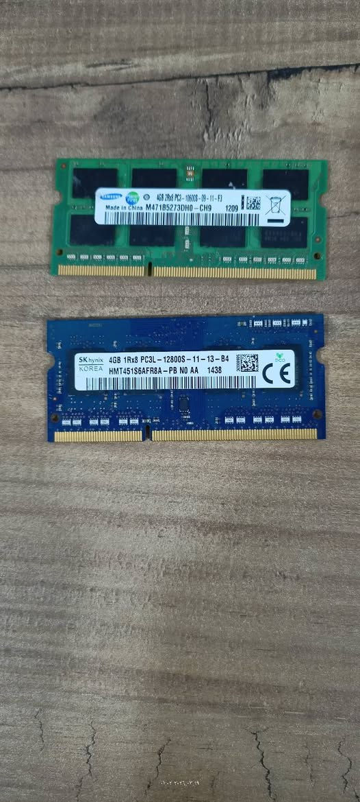 سلام عليكم
لابتوب للبيع بسعر 150الف 
المواصفات 
شاشة ✅بدقة 1080 ممتازة لمشاهدة الافلام 
معالج ✅i5 من جيل السادس 
رام ✅8gb ddr4 قابل للزيادة 
تخزين ✅m. 2 ssd 256
كيبورد عربي انكليزي و تحتوي على كامرة و مايك مدمج 
 كيبورد بلوتوث هدية 🎁
⚠️علما ان قارئ الاقراص لا يعمل ويمكن استبداله  ⚠️
////////////////////////////////////////
رام لابتوب ddr3l 4gb الواحد بعشرة واذا ثنينهم اسويلك خصم 
////////////////////////////////////////
رام لابتوب ddr4 8gb تردد 3200mzh 
25 الف
////////////////////////////////////////
شاحنة لينوفو اصلية 90w⚡
5 الف
////////////////////////////////////////
مكاني نجف وعندي توصيل واي استفسار اني بالخدمة


**إذا كنت صاحب هذا الإعلان وتريد حذفه لأي سبب، رجاءا أرسل رسالة إلى الدعم الفني**