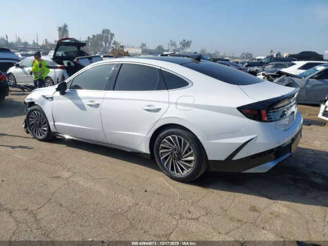 🔴 اعلان مزاد  🔴
~~~~~~~~~
🚘نوع السيارة :  2025 HYUNDAI SONATA HYBRID LIMITED

🔍الفئة: HYBRID LIMITED

❌الحادث او الضرر : كما موضح بالصور  

🚀حجم المحرك :   2.0L I-4 DI, DOHC, VVT, 150HP

⚙️السلندر:  I-4

🛞 نظام دفع المركبة:  Front Wheel Drive

💰#السعر : حسب المزايدة  

🗒تاريخ مزاد السيارة :# 25/3/2026

لحضور المزاد الرابعة عصرا لدى مكتبنا ‼️ 
*********************************************
*********************************************
☑️عنوان النجف الاشرف / المناذره /بدايه شارع الحيره..
☎️للاستفسار والاتصال على الارقام التالية ☎️: 
مكتب ياسر العبايجي للمزادات الامريكيه
***********
***********

___________________
🏦 مكتب ياسر العبايجي للمزادات الامريكية والكندية لتجارة جميع انواع السيارات الوارد الامريكي 🇺🇸والكندي 🇨🇦 
 اختصاص مزاد( COPART ,IAAI, MANHEIM) 
___________________
