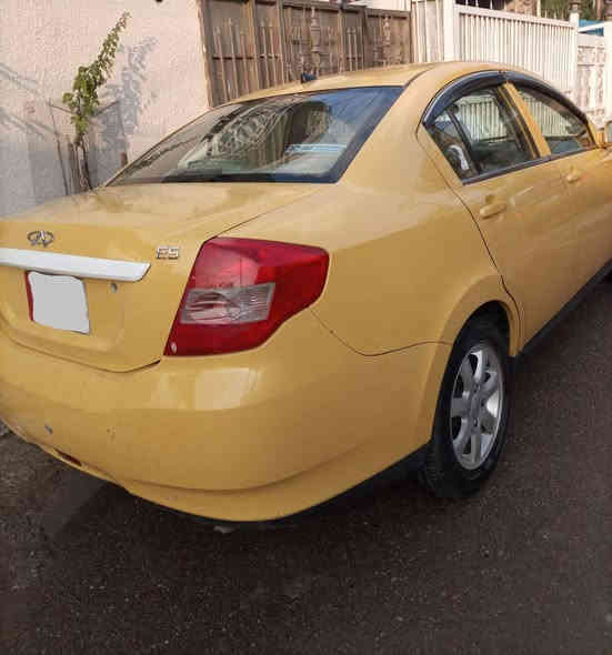 السلام عليكم للبيع شيري E5 موديل 2014 رقم بغداد اجرةبأسمي سيارةبلاديةقطعةواحدةصبغ السعر 50ورقة للأتصال ***********
