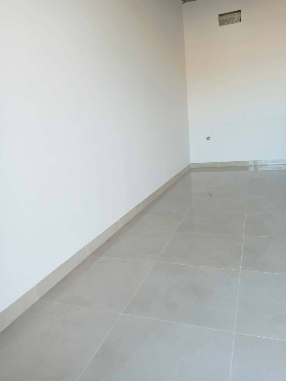 كادر لبخ جص شغل ع المساطر من الموصل  الأن البيت يطول 3إيام المبيت ابنفس البيت النشتغلو التزام بالموعد وأتقان بالعمل والي يريد شغل مرتب وتلف ماكو  والي يريد ايشوف شغلي في الشرقاط اني حاضر مجموعة تتكون من5 اسطوات و5 عماله نفرات هاذا جزء من عملي ومن الله التوفيق للجميع. رقم الهاتف ***********
