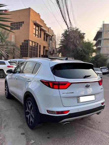 السلام عليكم 
سبورتج 2016 GT-LINE خليجي
موصفات 1/1 اعلى شي الجيتي لاين 
رقم بغداد بسمي  
هزه وسنويه جدد متحتاج اي شي
بانوراما محرك 2400 فور ويل 
بصمه
ترحيب
كشنات جلد
كشنات تدفئه
كشنات تبريد 
كشنات خلفيه تدفئه
ستيرن تدفئه
كشنات كهرباء
اوتو هولد
انظمه قياده
حساسات 360 
رادارات 
توقف ذاتي
هاند بريك بصمه 
داخل لونين
قطعتين تبريد 
شفتات ستيرن
مري شفط
بجم LED كامل
عدساك 360 
فول تحكمات ستيرن 
شاحن واير ليس
صندوق كهرباء
وبعد بيها هوايه مواصفات 
ماشيه 57 الف كيلو

سياره بوضع الزيرو سياره جديده كلش كفاله عامه من البارد والصبغ والنبديل من دعاميه للدعاميه سياره 

رايدها 192 مو شراي لتعلق وتعبني كلمه طيبه منك واعبر المنشور حبيبي انت🌹🤍

للاستفسار ***********
مكاني بغداد زيونه بغداد
