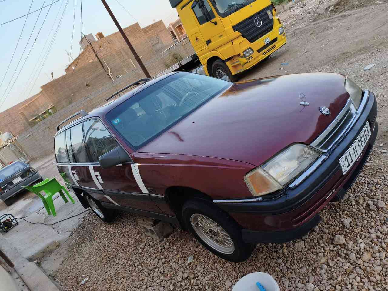 السلام عليكم من رخصة الادمن
اوبل اوميكا ستيشن للبيع فقط !
 
رقم بغداد ب اسمي تحويل ثاني يوم 

هزه و سنويه صالحه لغايه 2031 

مصبوغه عام 

بيهه شي قليل خياس يعني مكانات بسيطه 

محرك 2000 بلادي
 
صدر جديد 

غرفه نضيفه مثل ماموضح بالصوره 

كهربائيات كله شغاله 

سياره نضيفه احلا من الصوره بعد 

جام كهرباء 

كيچ حماوه شغال حماوتها ربع ثابته 

كيچ بانزين شغال 

حساسات كله شغاله 

مسجل شغال 

فيتبم جديد گلاص بانزين جديد

 بلكات جدد وايرات بلكات جديد 

دهن و فلتر جديد 

سياره نضيفه بمعنى الكلمة 

مكان السياره الرمادي 

سعر السياره 35 ورقه 

الشراي يتصل ع هذا الرقم 👇🏻 

***********
