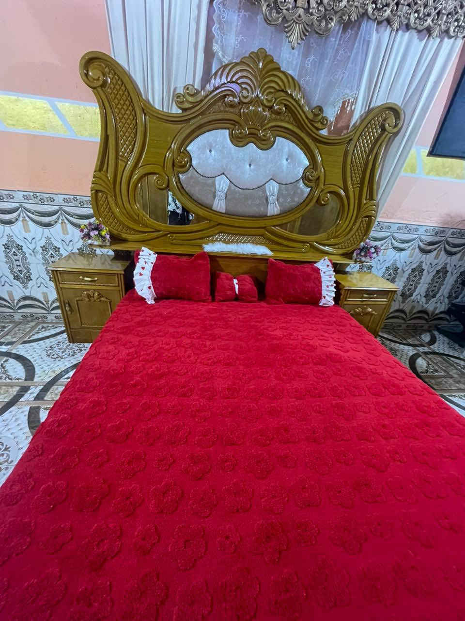 غرفه عراقيه تفصال نظيفه البيع سعر ٩٥٠ بيه مجال قليل عنوان زبير ***********
