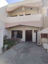 🏡 بيت للإيجار 📐 المساحة: 120 متر 🛏️ يحتوي على 3 غرف نوم 🍽️ مطبخ 🛋️ صال...