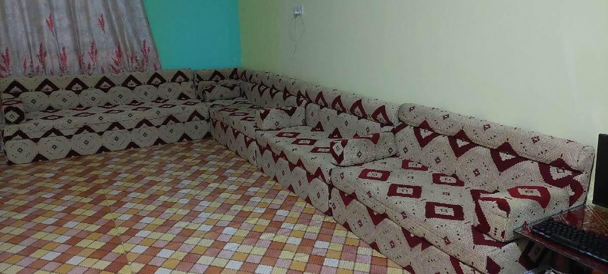 جلسة عربية للبيع سعر 400 وطبلات وحدة حجم كبير و 4 زغار سعر 85 مجال قليل


**إذا كنت صاحب هذا الإعلان وتريد حذفه لأي سبب، رجاءا أرسل رسالة إلى الدعم الفني**