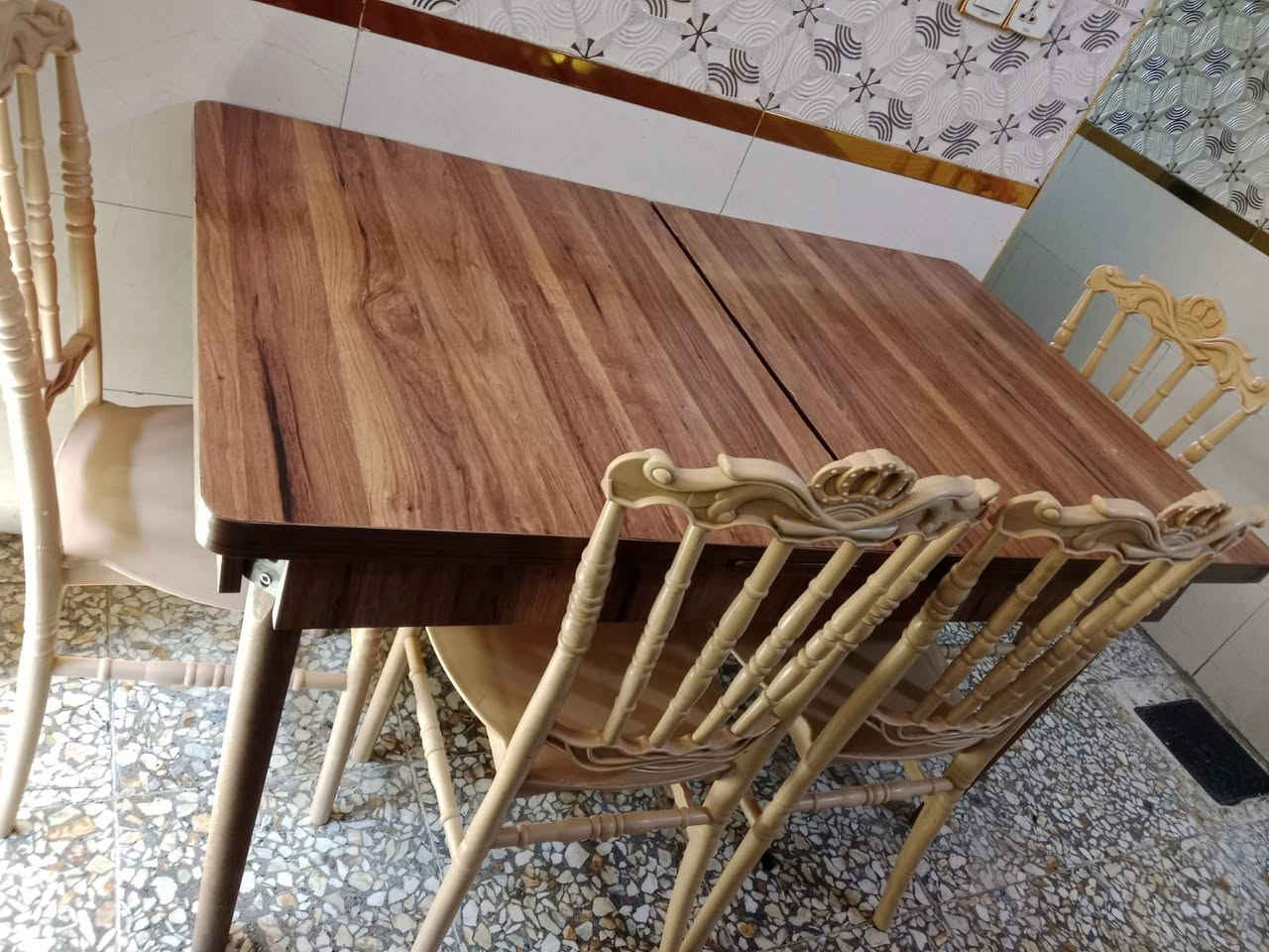 ميز عام يتكبر ويصغر سعر 100 وبي مجال حجم جبير


**إذا كنت صاحب هذا الإعلان وتريد حذفه لأي سبب، رجاءا أرسل رسالة إلى الدعم الفني**