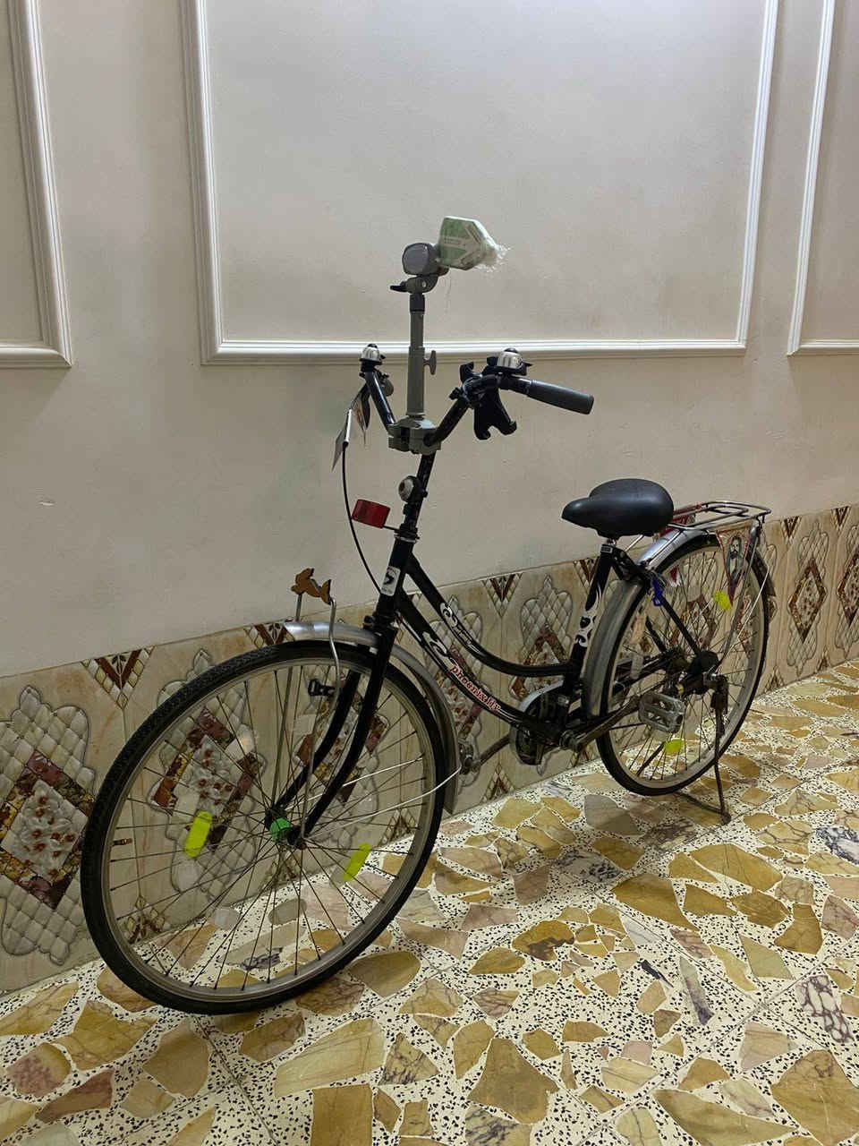 سلام علیکم شباب بایسکل البیع بناتي یاباني حجم 26 کامل مابي نقص تایرات کدامك بل صوره کاملات جوابه جدد بایسکل حلو بي بریك خلفي بل مکان نقصه بس بریك امامي والباقي کامل کله کشن جدید طبي کامل نضافته 100/80 تریده بدون غراض تریده هوه والغراض بکیفك هوه و الغراض یخلتف السعر و بدون غراض یختلف  بدون غراض اب 85 وبي مجال الطیبین  مکاني بغداد الشعب الاستفسار ***********
