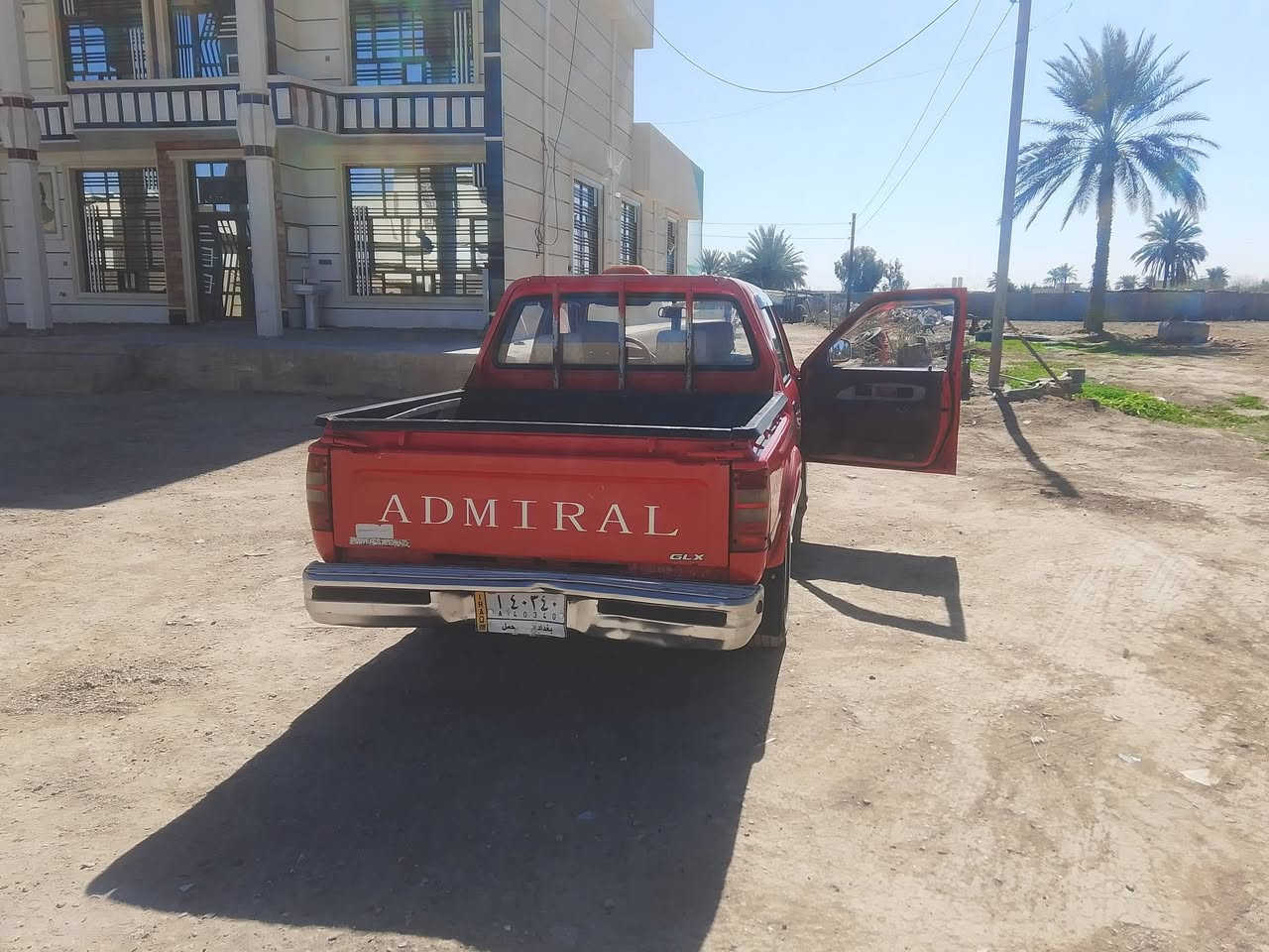 السلام عليكم بيكم كريت للبيع سياره جديده كلش مكفوله من من كلشي صبغ اخياس موديل 2009 تحويل مباشر سياره جديده سعره 50 وبيه مجال مكان بغداد ***********
