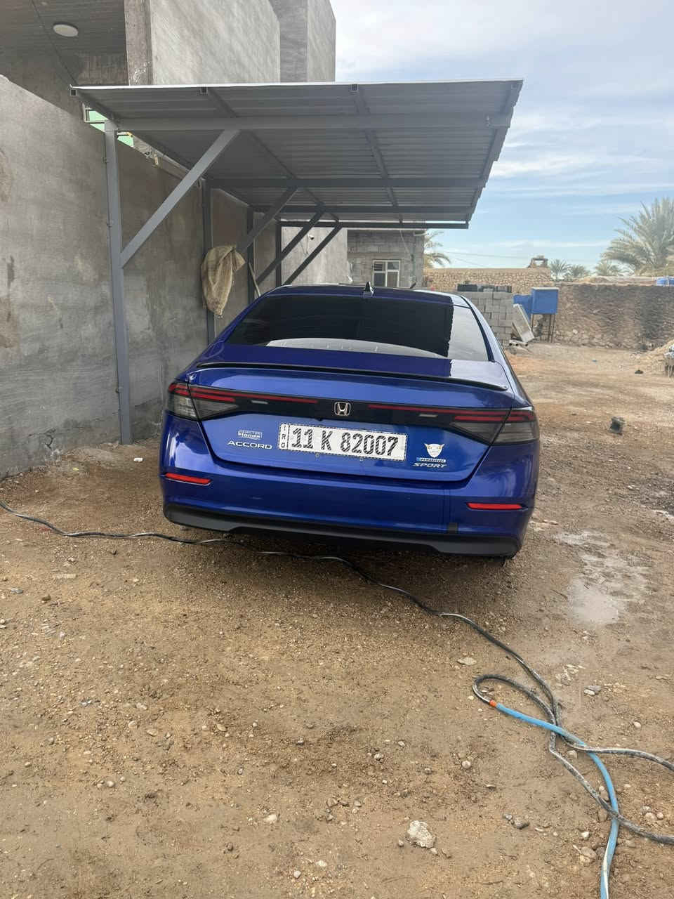 السلام عليكم 

هوندا اكورد 23 سبورت 

السياره معروفه مواصفاتها فول 

السياره بدون قطرت صبغ 

مكان السياره الأنبار 

السعر 197 وبيه مجال بصيط *********** وبيه واتساب
