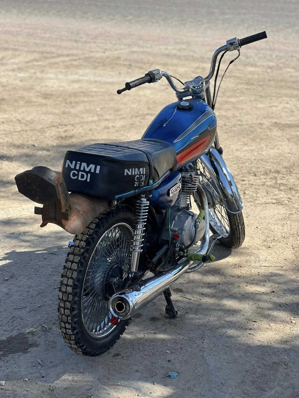 شعندك مراوس نزل
أربعه كير نامه 
دبلات امامي خلفي جديد 
راسطه باكستاني اصلي ثقيل 
كشن وتانكي جديد كله جديد بس ويل خلفي مالتايكر
شاصي نامه ١٩ أوراق 
بس المكينه ارشه قديم والمكينه بيه جبنه الملف طاكهً
بس الدراجه نكره هندر باي وكت ومابيه ايً تكطيع او تأخير 
((بس مراوس ))


**إذا كنت صاحب هذا الإعلان وتريد حذفه لأي سبب، رجاءا أرسل رسالة إلى الدعم الفني**