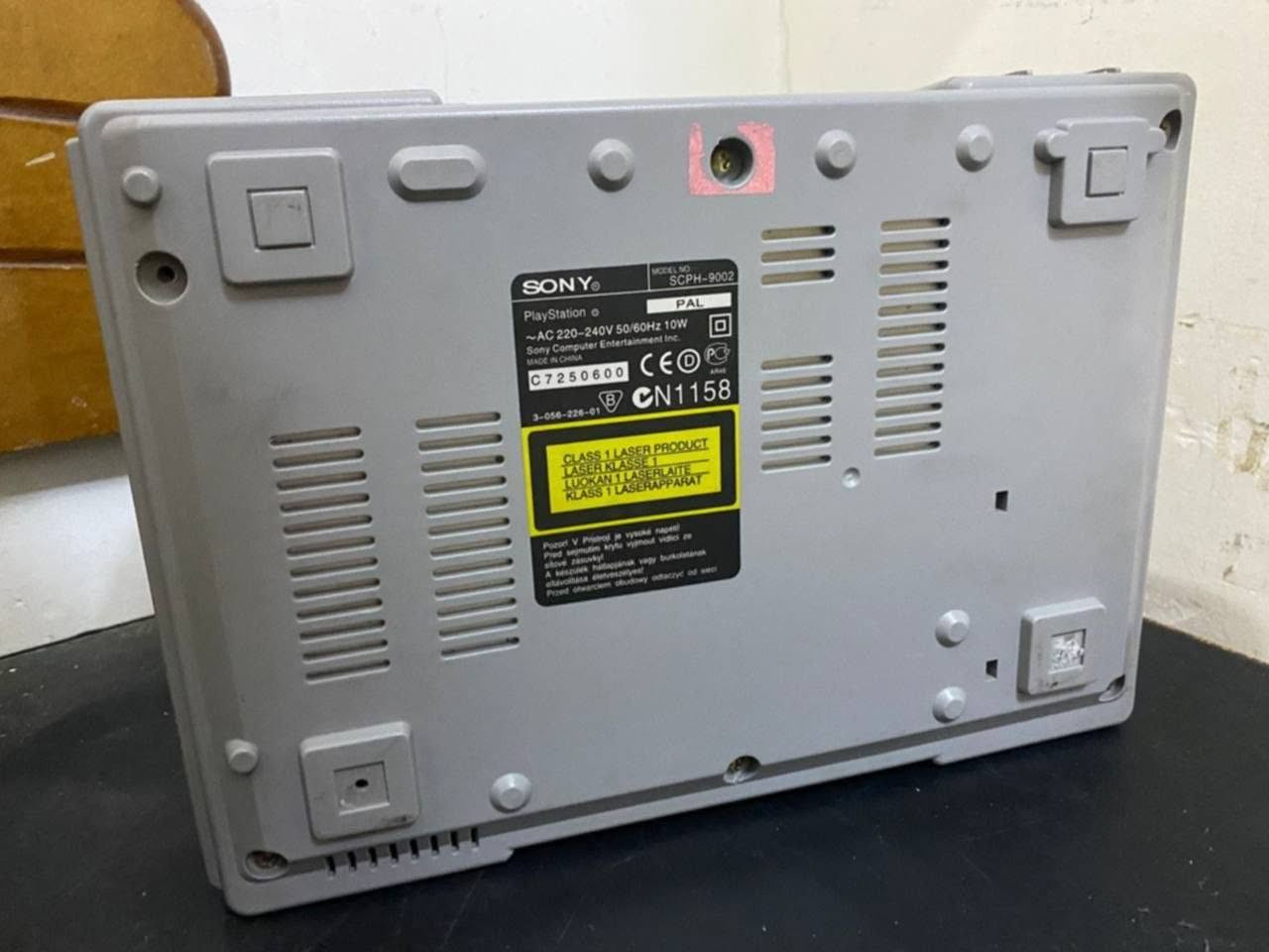 Ps1 
الجهاز بدون ملحقات 
فاحصه وشغال ما بيه مشاكل 

سعر 20 الف 
موجود توصيل


**إذا كنت صاحب هذا الإعلان وتريد حذفه لأي سبب، رجاءا أرسل رسالة إلى الدعم الفني**