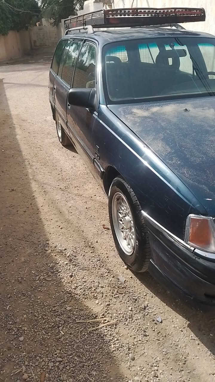 موديل 91 مكينه وكير وكهربائيات مكفولات صدر جديد تخم تاير جديد سياره حلوه وناعمه السعر 26 الرقم ***********
