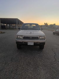 تويوتا پيكاب • ٢٠٠١ • چەمچەماڵ