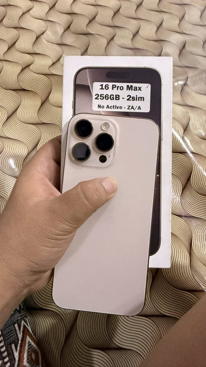 ايفون 16 برو ماكس دبل سيم
بطارية 97 نموذج ZA  نظافة 100‎%‎ 
الذكره 256 
السعر مليون 300

***********
