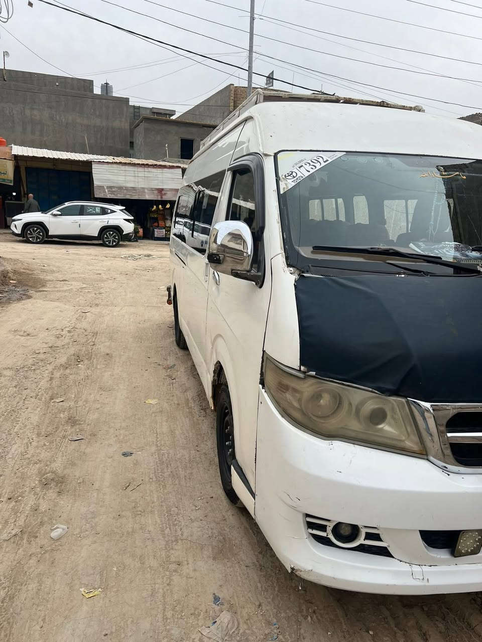 سلام عليكم سيارة جنبي عالي هايكر مديل 14 لبيع مثل ما موضحه في صور سعر  اتصل عل رقم وبيك خير وتدالل مكان سياره  مركز الحله رقم تليفون ***********
