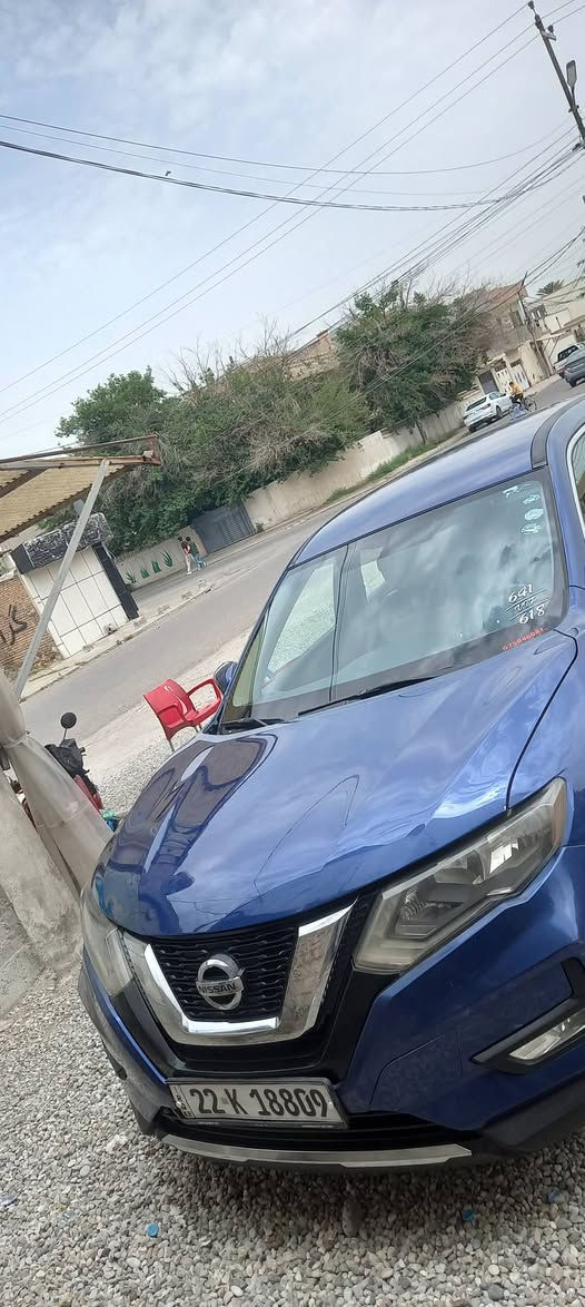 نیسان روگ ٢٠١٧ S
سەیارەیەکی توندو تۆڵ  و بؽ مەسرەفە 
تەنها یەک بستی بۆیاخە چاملغى پێشەوە بێ ناو گرتن بێ ایرباگ 
١٢٥ هەزار رۆیشتیە
بۆ زانیاری زیاتر *********** أربيل, العراق
