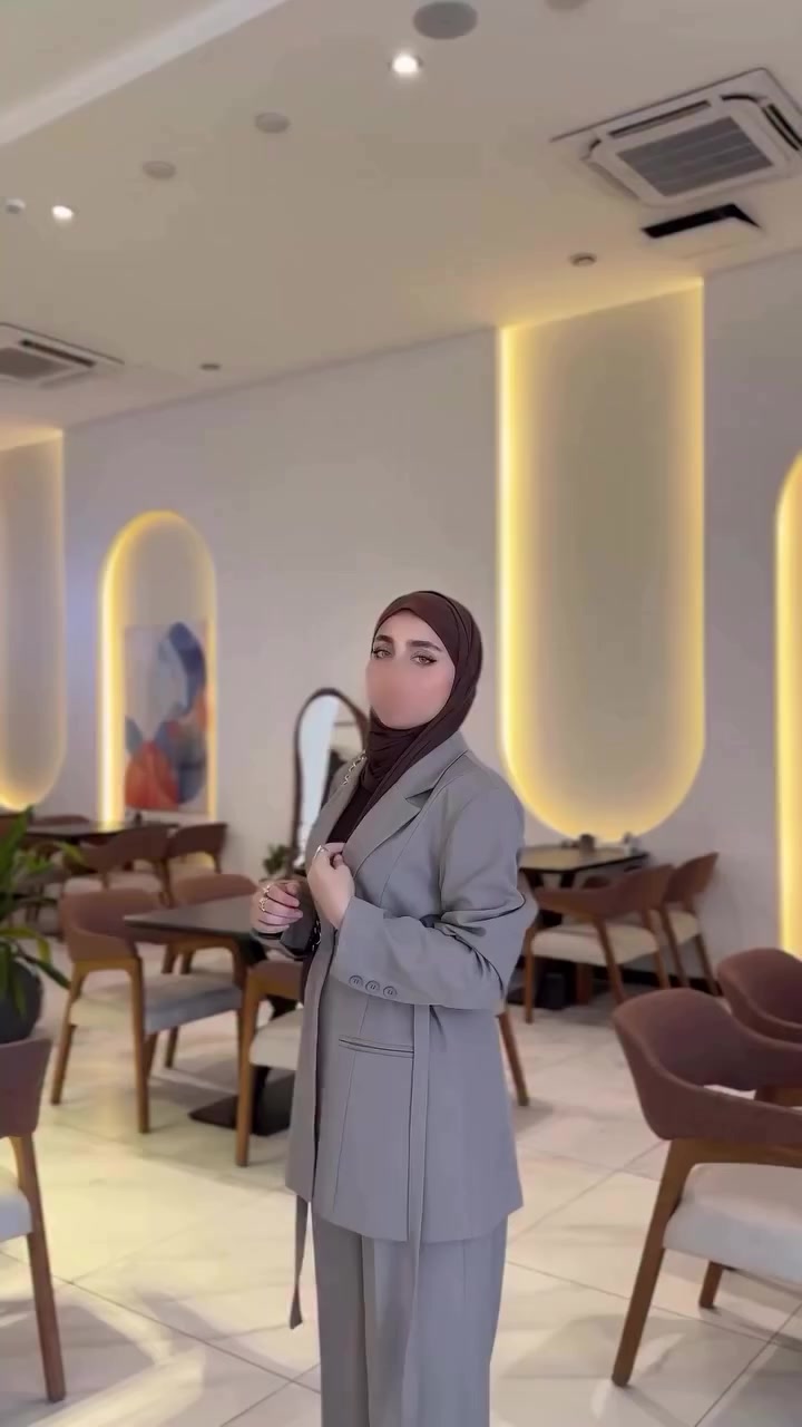 طقم نوفا مبطن يتكون من الستره و البطورن 
(الأوف وايت الملكي، الأخضر الباستيل، الرمادي الدافئ، والأسود الفخم ، والرصاصي ).
طول البطرون ١٠٥ 
طول اليلك ٧٥ 
تبدأ المقاسات من 38 وتصل حتى 48#طقم #سترة #ازياء #بنات


**إذا كنت صاحب هذا الإعلان وتريد حذفه لأي سبب، رجاءا أرسل رسالة إلى الدعم الفني**