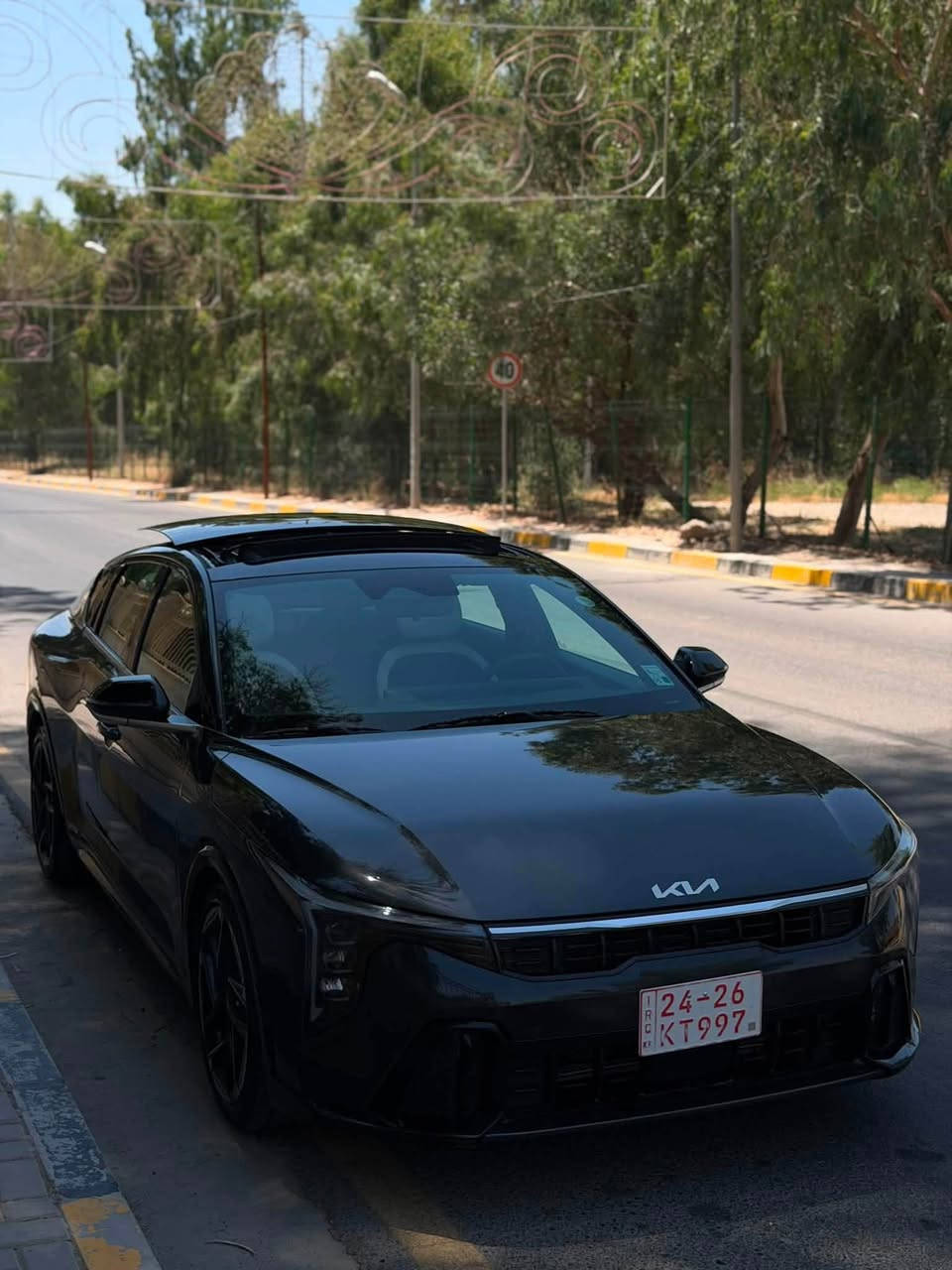 كيا كي 4 فول فول
KİA k4 2025 GT Line 1/1
ضرر : بين الباب والجاملغ الخلفي يعني شويه من الباب وشويه من الحاملغ بدون ايرباك
سعر بلاش :180 ورقة و بيها مجال جدا بسيط 
سياره ماشييه زيرو : فقط 9 الف ميل 
محرك : 2000 دوش مرغوب 
پانوراما 
‏‎بصمة 
شاشه ديجتل متصل
‏‎تشغيل عن بعد 
‏‎بصمة ابواب وجنطه 
‏‎اشاير مري 
‏‎نقاط عمياء 
توقف ذاتي 
‏‎كشنات جلد داخل لونين 
‏‎تدفئة كشنات
‏‎تبريد كشنات
‏‎مود درايف رياضي 
‏‎شحن وايرلس 
‏‎سايد بريك اوتو 
‏‎كشنات كهرباء 
‏‎رادارات مع حساس اوتو ستوب تلقائي 
‏‎شاشه تبريد متصل لمس 
‏‎عدادات متغيره الوان وشكل ديجتل 
‏‎شاشه تدعم كار بلي 
‏‎قياده ذاتيه 
‏‎فول تحكم ستيرن 
‏‎تحديد مسار 
‏‎سستم سماعات هارمن 
سياره كاتى شرط ترقيم محافظات شماليه 
اتصال او واتساب : ‭***********

مكان السيارة الموصل
