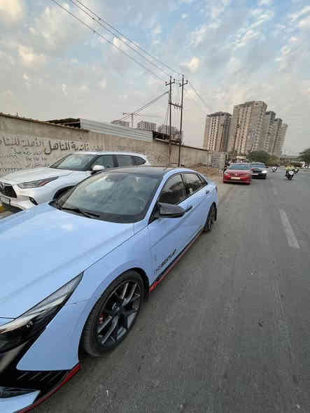 الانترا N  موديل 23  ماشيه 30 الف كيلو مكينه 2000 توربو السياره فول عده الفتحه رادارات 360  مري شفط شاشه متصله تدفئه تبريد كشنات السياره جلد سستم صوت مع دمام ابلادي زنون ٣ عدسات السياره اتخبل حادثها تبديل بنيد فقط وحافه الغد بدون شواصي السياره بدون رقم بيها فحص مؤقت ثاني يوم انته اشدلها ارقام السياره كير عادي ابلاد راسلني خاص يجيك السونار سعرها اخو البلاش والله السعر 132 وبيها مجال 
مكاني بغداد حي الاعلام شارع البداله 
***********
