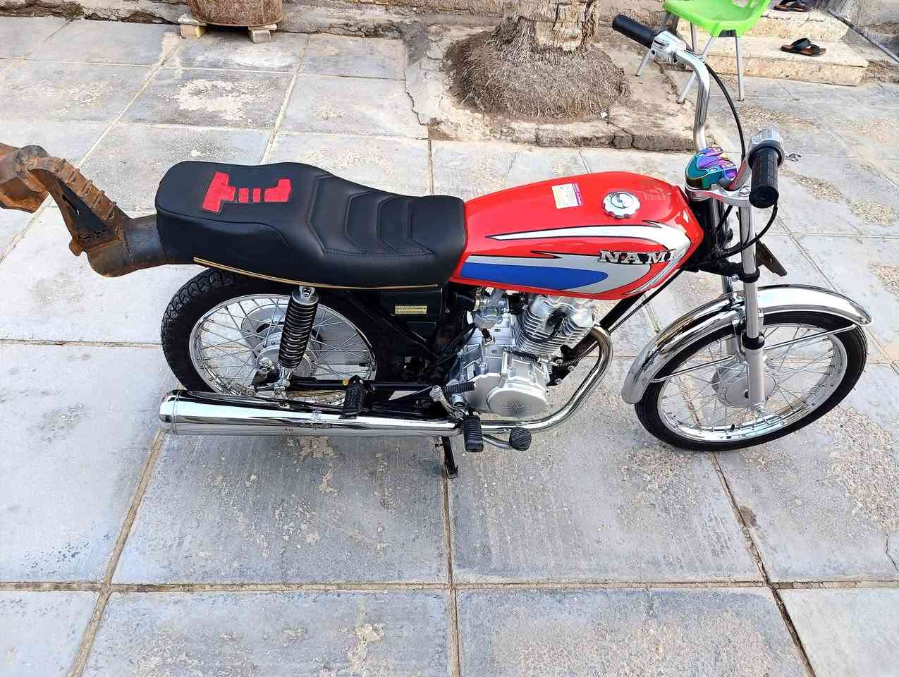 ( دراجه رقم وسنويه انگليزي .. شاصي ارشه موديل 21 )
وباقي الغراض تعمير 26 كله نامه اصلي ،، عارضه ب مليون و250 وبيه مجال بسيط للشراي .. ( *********** )#مكاني الديوانيه
