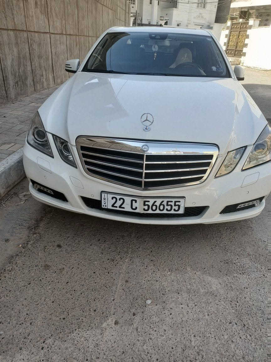 السلام عليكم 
مرسيدس E212 موديل 10 بسمي تحويل ثاني يوم 
- لون غرفة اسود
- مري شفط
-  فتحه سقف
-شاشه + ماوس 
-ستيرن كهرباء + تحكم ستيرن جهتين
- تبريد منفصل + قطعتين تبريد 
-كشنات كهرباء 
-تدفئه كشنات 
-خزن ميموري 
-اشاير مري 
-كروس سرعه 
-شاشه + تحكم
وباقي المواصفات معروفة مقفوله من الصبغ والتبديل . سياره جاهزة . محرك كير بلاد شركه ما مفتوح . لا تبخير ولا تنقيص . 4 سلندر 
السعر 155 وبيها مجال
الشراي يتصل ***********  متوفر واتساب
