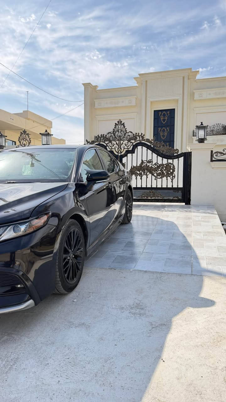 كامري 
موديل ٢٠٢٤ 
مواصفات se
ماشيه ٤٥الف كم 
بجم و خلفي كبس 
ارباك بس دكمة تاك راجع سيستم شريكه 
كشن جلد 
كشن كهرباي
رادار 
حساس 
كاميرا 
باب وراء سايق نص صبغ نص تعديل 
جاملغ خلفي جهة سايق نص تعديل 
بدون دواخل صورة سونه ر موجود
سيارة جاهزه مرقم رقم اربيل بسمي 
تحويل و وكالة و غرامة  شرط نفس يوم 
سعر ٢١٥ مجال بسيط  
اخوكم ابو محمد 
مكان سيارة اربيل خه بات 
واتساب متوفر 
٠٧٥٠/٨٢٩/٢٠٠٩/ أربيل, العراق
