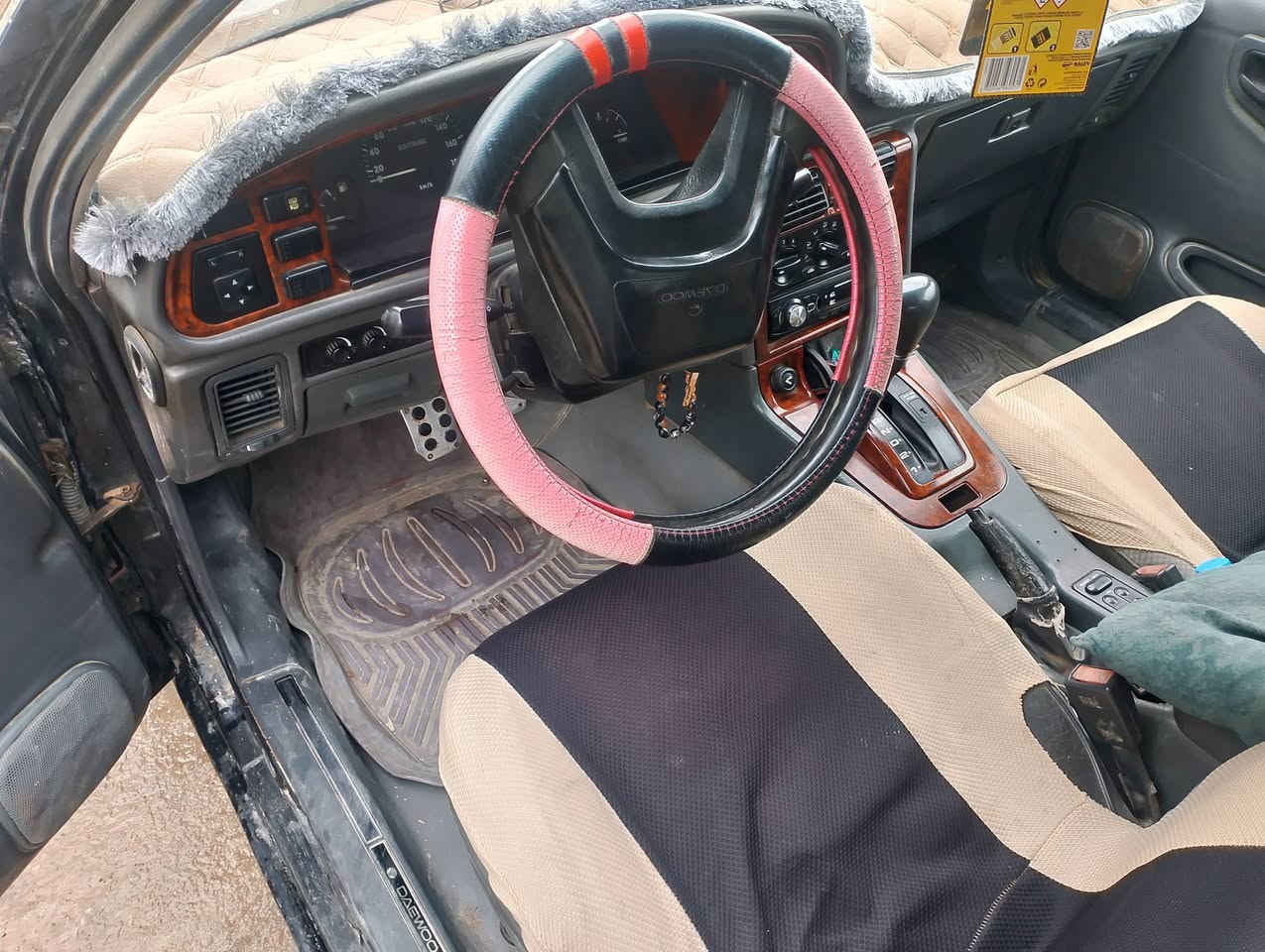 السلام عليكم سياره دايو ابرنس موديل 1994 للبيع او مراوس حسب القناعه محرك كير خير من الله حداديه صدر جديد تخم تاير جديد سنويه جديده لل 2031 باتري جديد  للاستفسار نعتذر عن الوعده والاقساط  الرقم تلقون بي واتس اب *********** تحويل مباشر
