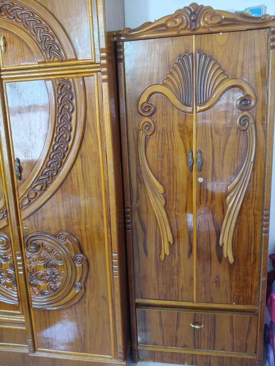غرفه نوم للبيع غرفة جديده ستعمال قليل 5قطع كنتور 8بوب سعر 700بيه مجال***********
