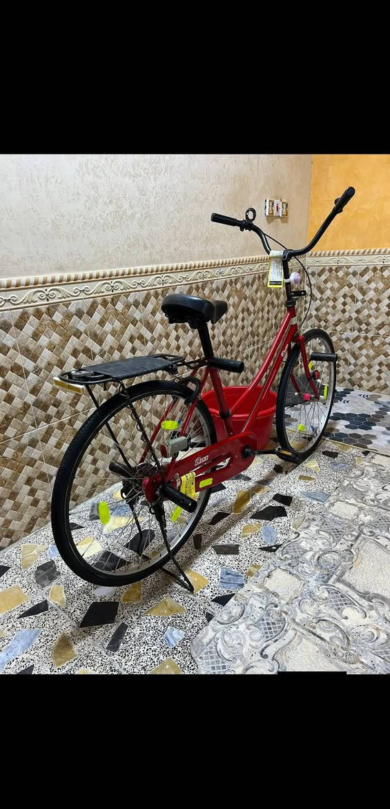 السلام عليكم بايسكل سياحي حجم 26 موديل 2017
البايسكل ولا زلغ واحد بي نضيف كلش 

المكان البصره باب الهوى

رقم الهاتف ***********

السعر 120 وبي مجال
