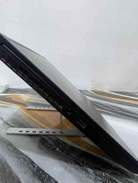 للبيع – Laptop MSI Thin GF63 12UDX بحالة ممتازة
جهاز MSI Thin GF63 12UDX مستعمل نظيف جداً ومواصفاته قوية، مناسب للألعاب والبرامج الثقيلة والعمل والدراسة.
المواصفات:
الموديل: MSI Thin GF63 12UDX
كارت الشاشة: NVIDIA GeForce RTX 3050 6GB Laptop GPU
المعالج: Intel Core i7-12650H – الجيل الثاني عشر
الرام: 16GB
هارد 512GB + 1T SSD
نظام التشغيل: Windows 11 Pro
مدخل LAN
عدد 3 منافذusb
السعر 850 الف قفل

للتواصل : ***********
