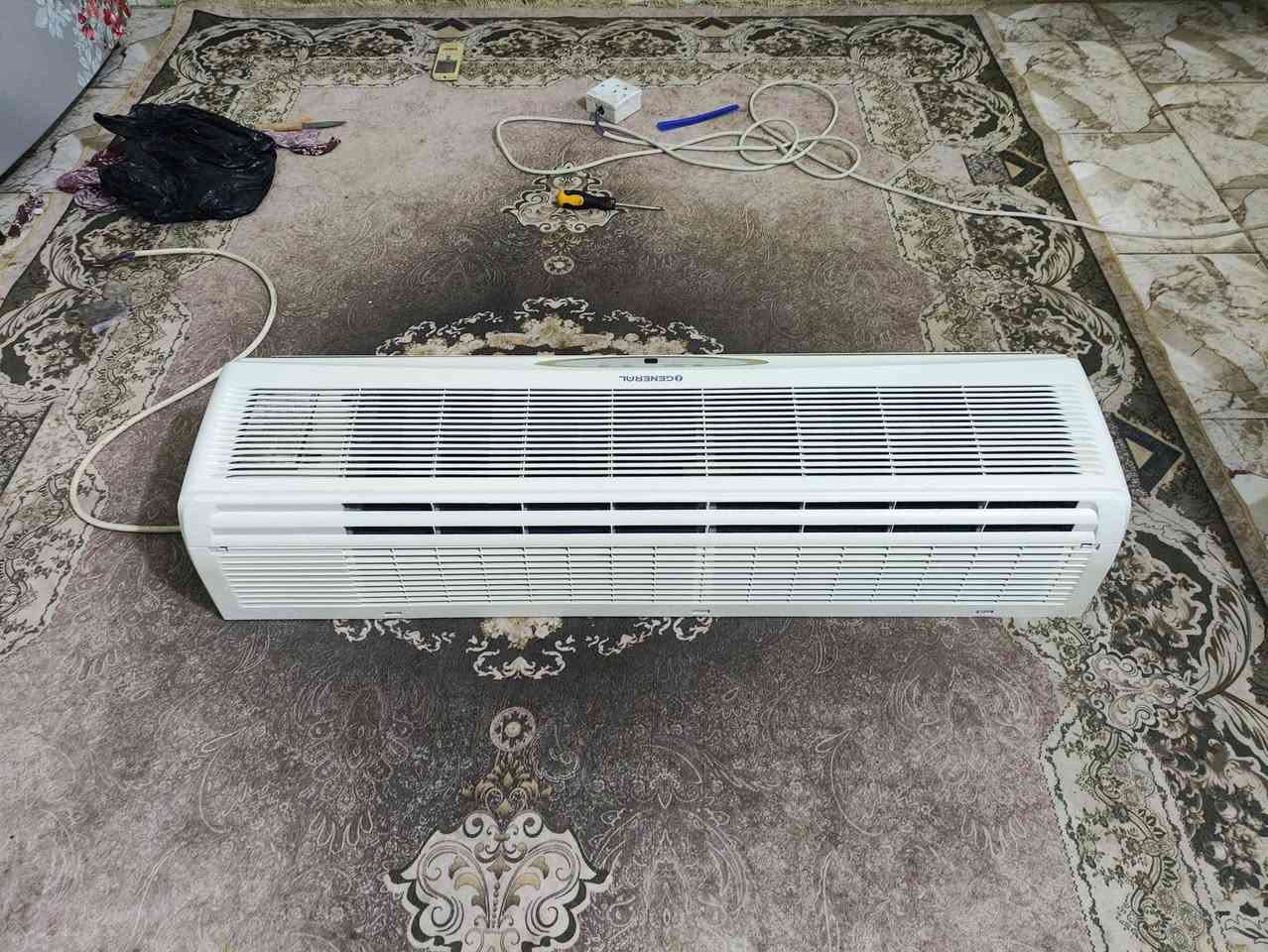 السلام عليكم سبلت جنيرال نضيف كامل مع البواري  سعره 300


**إذا كنت صاحب هذا الإعلان وتريد حذفه لأي سبب، رجاءا أرسل رسالة إلى الدعم الفني**