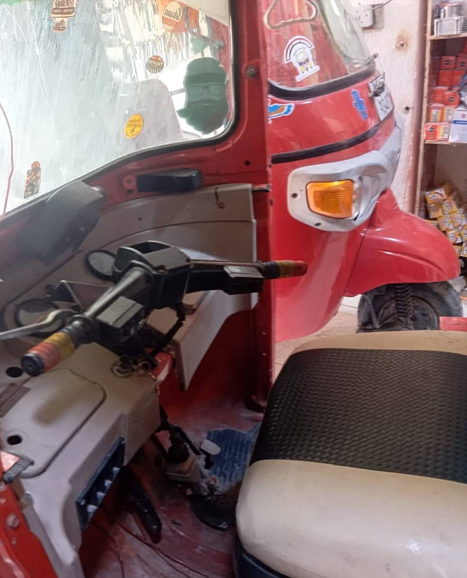 سلام عليكم تكتك للبيع موديل 18رقم مكاني بغداد***********
