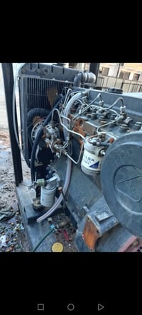 مولدة بيركنز ٤٥ كيفي نظيفه جدا سيت بلادي للبيع بغداد ٠٧٧١٤٢٦٠٨٧٩