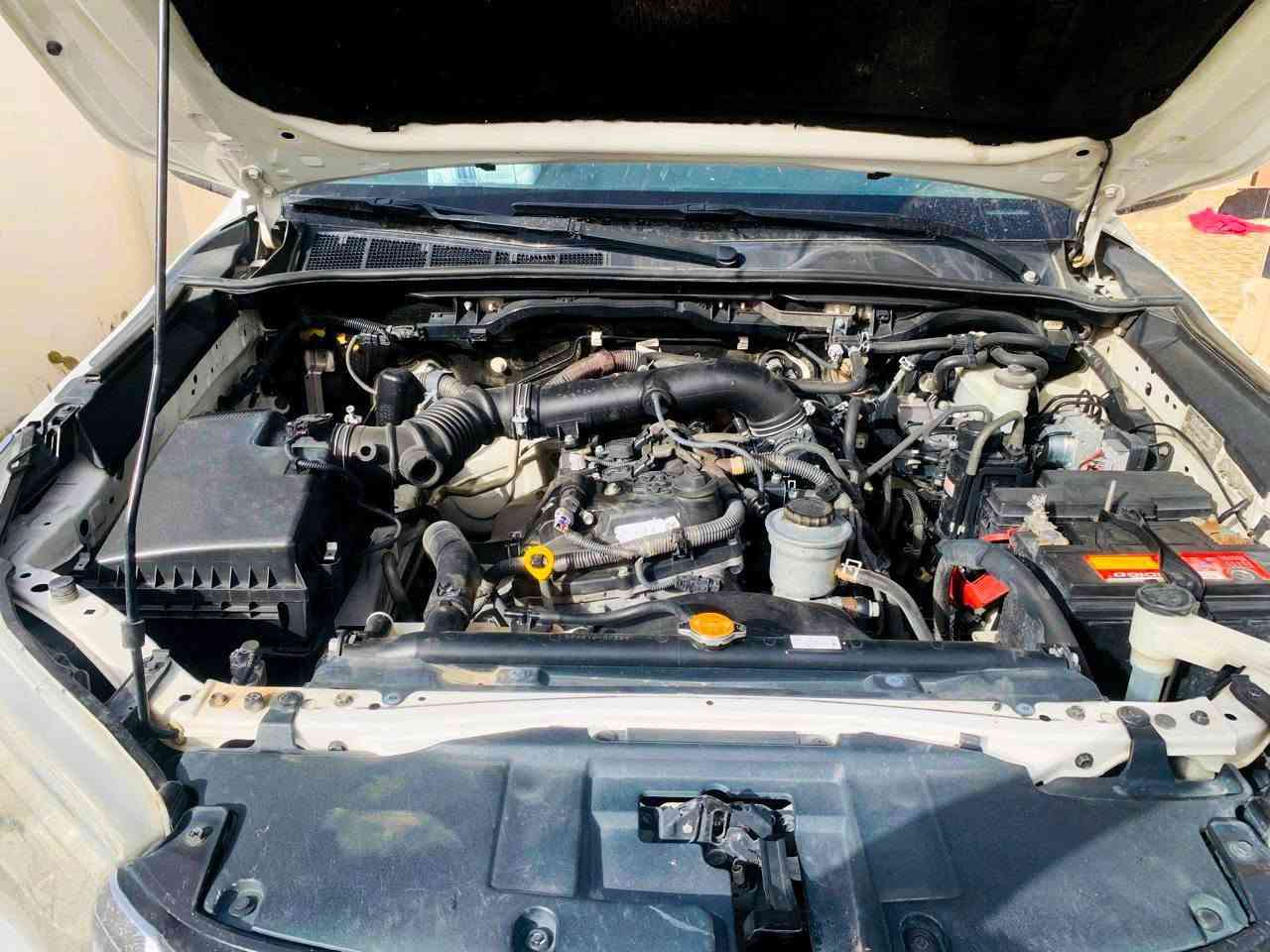 سلام عليكم
Toyota Hilux 

للبيع سيارة جديدة تخم تاير محرك كير كفاله شرط تبريد ثلج قطعتين تبريد بيهة بارد قليل شبر ما بيهة اي نقص ماشية150الف حقيقي شاشة مديل سيارة (2016)يرهم مراوس حسب لقناعة للتواصل رقم ***********
