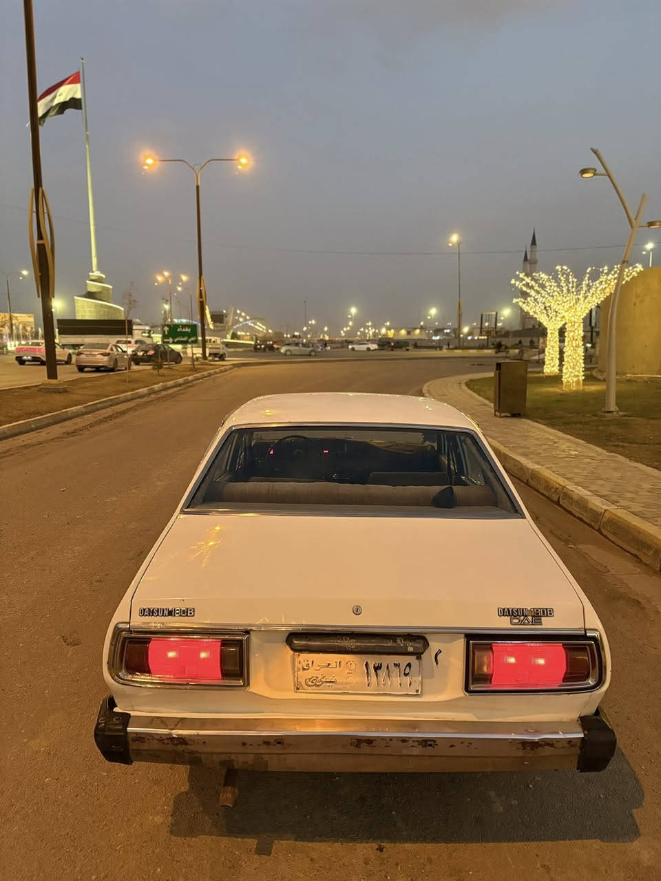 السلام عليكم 
سياره داستن موديل 79 
للبيع نضافه 75 /100 
مكان السياره الفلوجه 
السعر 40 وبيها مجال 
التبريد شغال 
بدون حادث 
صبغ عام جماليه 
كير والمحرك بلادي 
الاستفسار *********** +يوجد وتساب 
مكلف بالنشر
