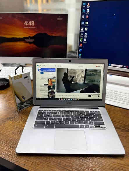 الجيل الثامن ب89 الف عرض خاص لاسبوع واحد فقط 
الجيل الثامن ب89 الف فقط 🔥
عرض لمدة أسبوع واحد مع هدية بور بانك🔋
لابتوب يجمع بين القوة والاناقه والنحافة والسعر التنافسي ✨💫

الرام: 4 كيكا سلاسة عالية 🏎

الهارد: 32 كيكا SSD قابل للزيادة 🗄

الشاشة: حجم كبير  14 انش دقة ممتازة 🖥

كاميرا أمامية 📷
WiFi و Bluetooth 🌐
كيبورد عربي انكليزي ✍
بطارية ممتازة تشغل من 3 إلى 6 ساعات 🔋
منفذ USB  عدد 2 ومنفذ السماعة AUX ومنفذ HDMI للشاشات الخارجية 💫

مع هدايا
جنطة لسهولة التنقل 💼
شاحن اصلي 🔌

الضمانات: 
ضمان فحص كامل قبل الاستلام والدفع 💳

ضمان شهر كامل استبدال 💯
.......................
اللابتوب ممتاز جدا للموظفين والطلاب ومثالي لاصحاب المكاتب والطابعات باستخدام الوورد والاكسل وممتاز لمشاهدة الأفلام واليوتيوب بجودة عالية وسلاسة فوق الخيال
.......................
يتوفر توصيل لجميع المحافظات 🚗

السعر 89 الف دينار !🆕!

للاستفسار: ***********
