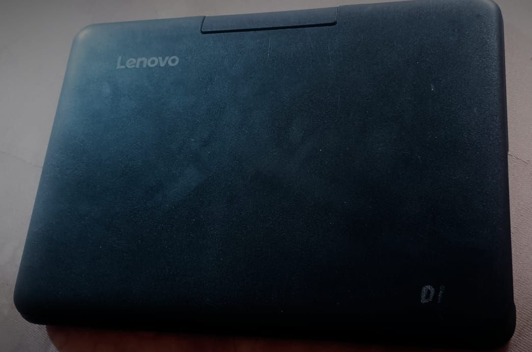 لابتوب لنوفو الامريكي وندوز 10 اصلي ماخذيه ب 200 للبيع سعره 90 وبيه مجال لن مستعجل عليه  لشراي الناصرية مركز ***********
