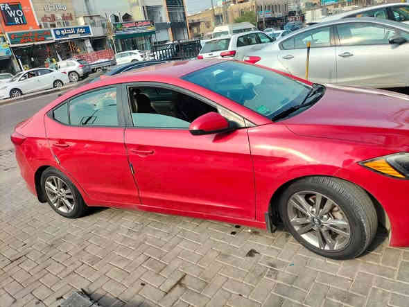 الانترا 2017
مواصفات
بصمة 
بيبان ترحيب
كير محرك تبريد مكفوله
*********** بغداد
