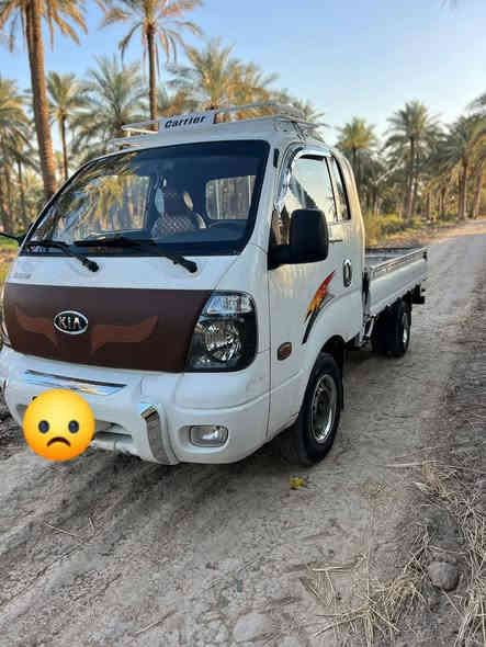 السلام عليكم كيا للبيع 3000 2007 مكفوله سياره جديده مكينه جديده رقم قادسيه شاصي رقم شاصي مكفول
سياره ما تخسر عليه ربع عل وضع شركه السعر ب85 الاتصال على‏‪***********‬‏
