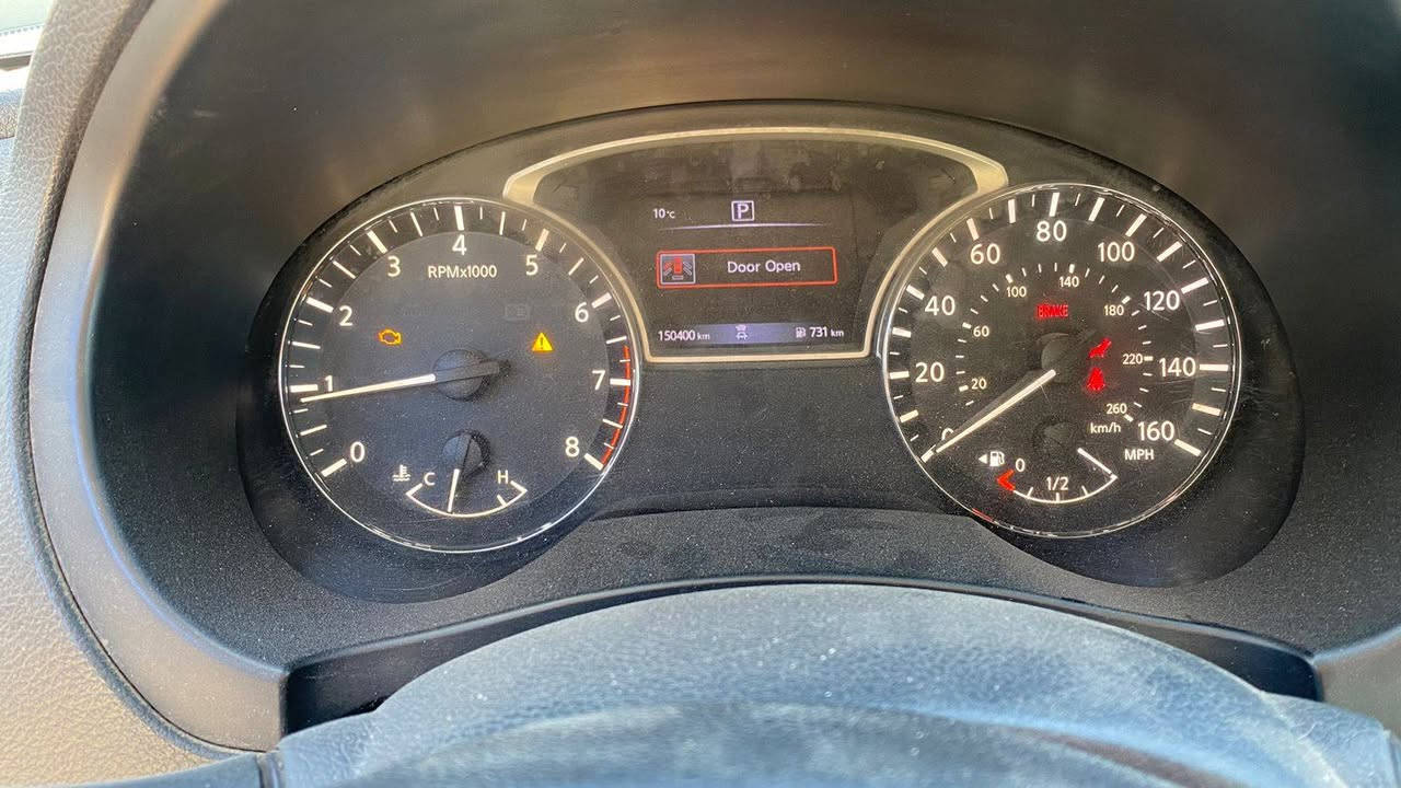 نيسان التيما موديل 2018
ماشيه 150
لون ابيض مواصفات s sport 
الضرر جامرلوغ وبنيد بس ايرباك سترين طاك 
صار بيها ضرر بنفس الجاملغ مال الحادث بسيط
السعر 125
للإستفسار /***********

غير متواجد على الفيس
