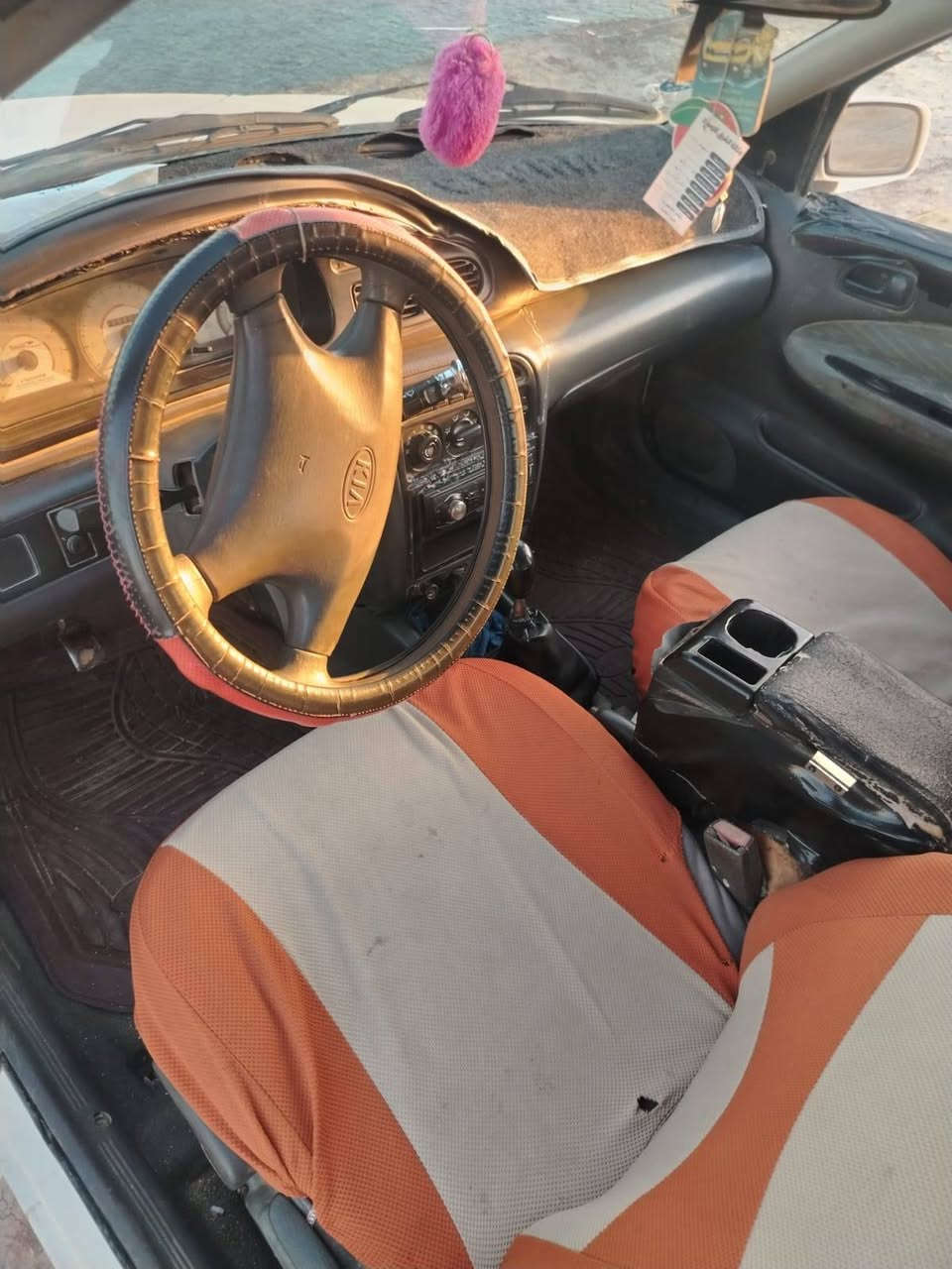 السلام عليكم كيا سيفيه 96 بغداد رقم انكليزي تحويل مباشر السياره مال جناي حلوه محرك مكفول صدر نظيف 37 وبيه مجال ***********

