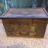 صندوق خشب • انتيكة • تلبيس نحاس