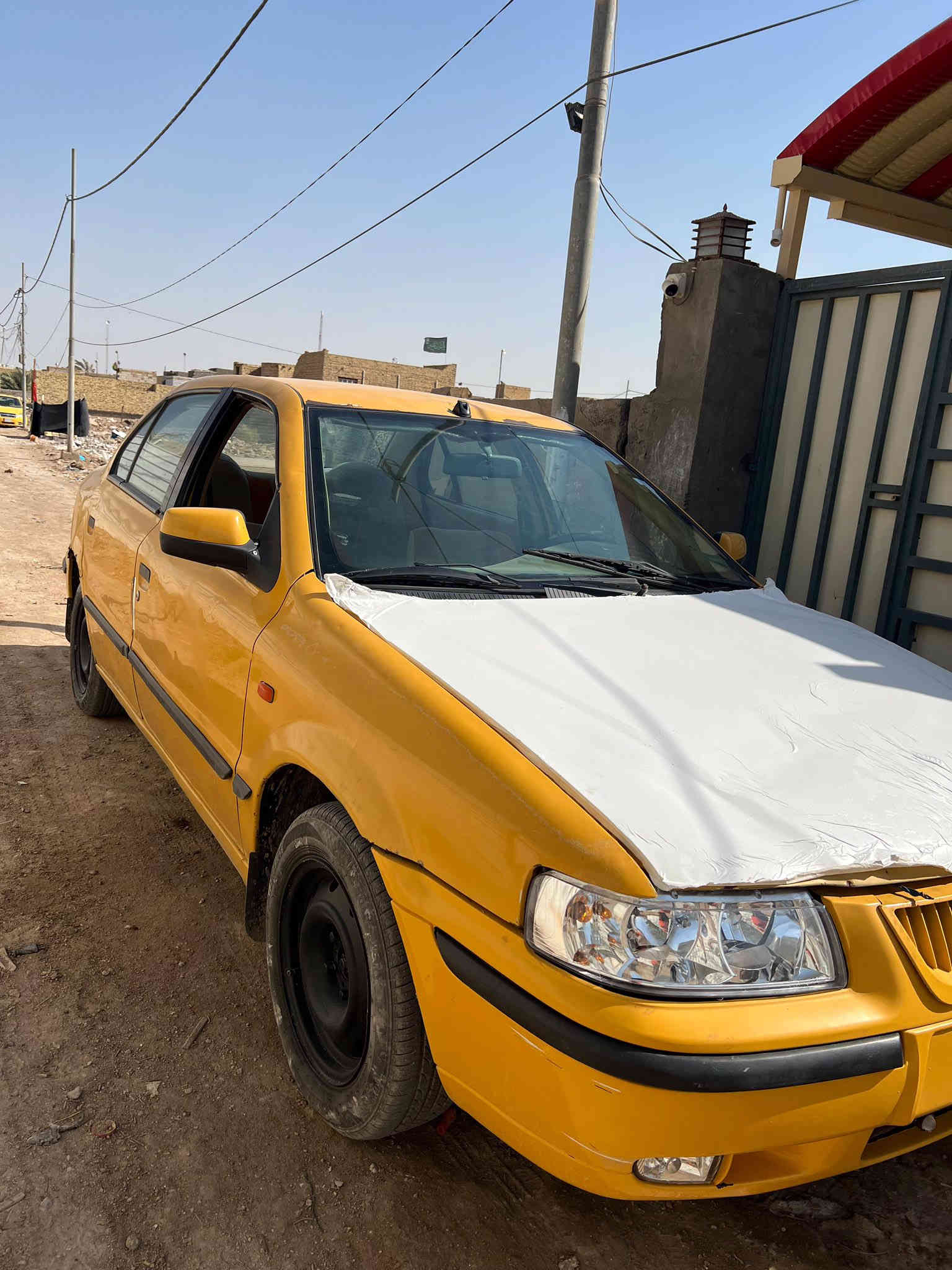 السلام عليكم 
سمند للبيع 2011 

سياره مكينه بيهة تنقيص يعني وحداديه تعبانه وبيهة خياسات يعني السياره يرادلهة تعمير 

داخلهة دوشمه جديده حداديه انطيك وياهة مشتريهه وماشادهة رقمهة قادسيه تستلم صافي هيئه وغرامات  سنويه 2027 بعدهة السياره  مكانهة ديوانيه مركز رقمي ***********

سعر 18 قفل
