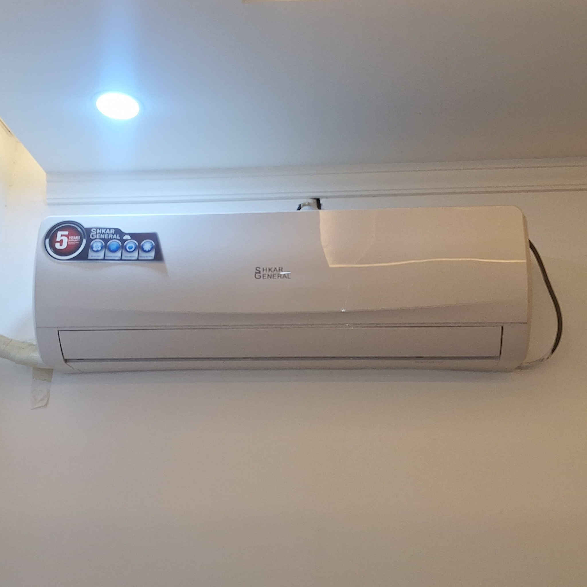 سبالت للبيع كل بشرط ملحقات كامله نظافه ٩٠ ٪ مكفولات اسعار خياليه فتح من البيوت مباشر لا محل ولا تصليح ولا شي افتح من بيت ابيع مباشر بعد الفحص 
٣طن كنتوري 
٢طن  غاز ٤١٠ +T3
٢ونص طن 
ارقام اتصال او واتساب 
‏‪***********‬‏
***********
